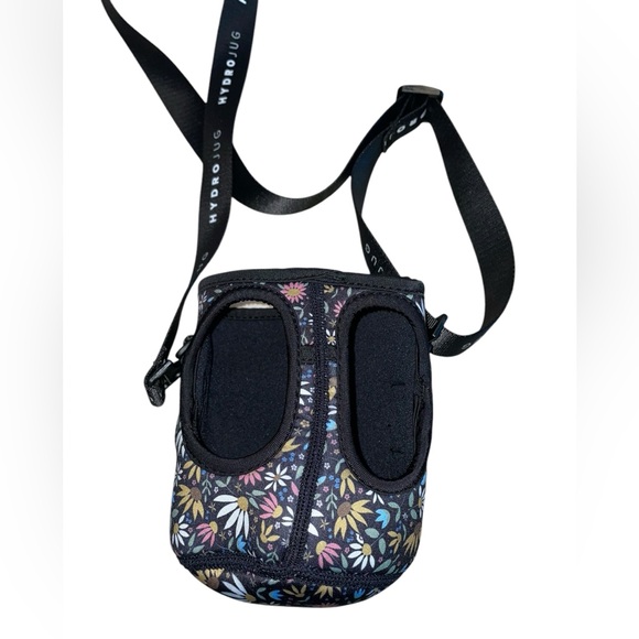 Hydro‎ Jug Sleeve - Picture 2 of 6